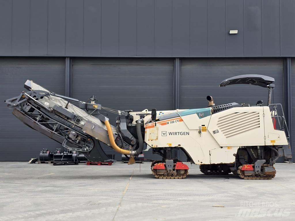 Wirtgen W 100 CFI 아스팔트 콜드 밀링 기계