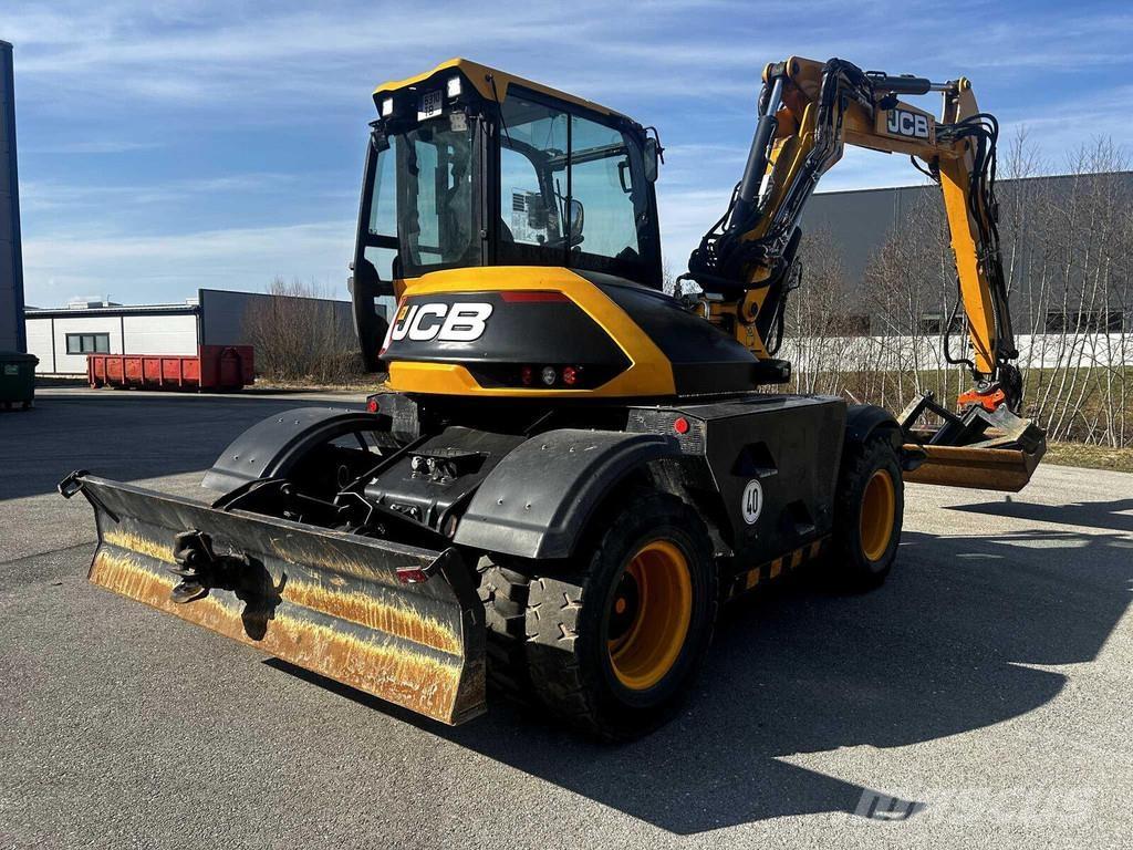 JCB HD110WT SV 중형굴삭기 7톤-28톤