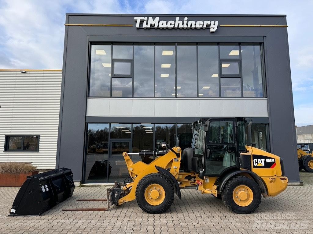 CAT 906M  휠로우더