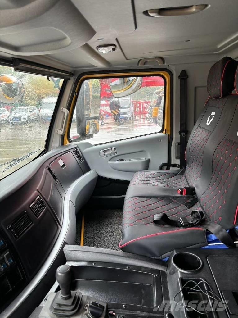 XCMG XCT240 A/T 크레인
