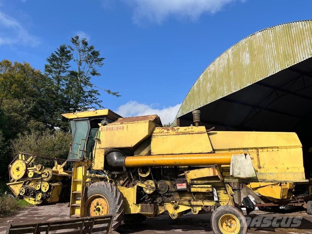 New Holland 8050 콤바인 수확기