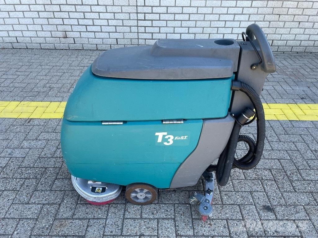 Tennant T 3 도로 청소차