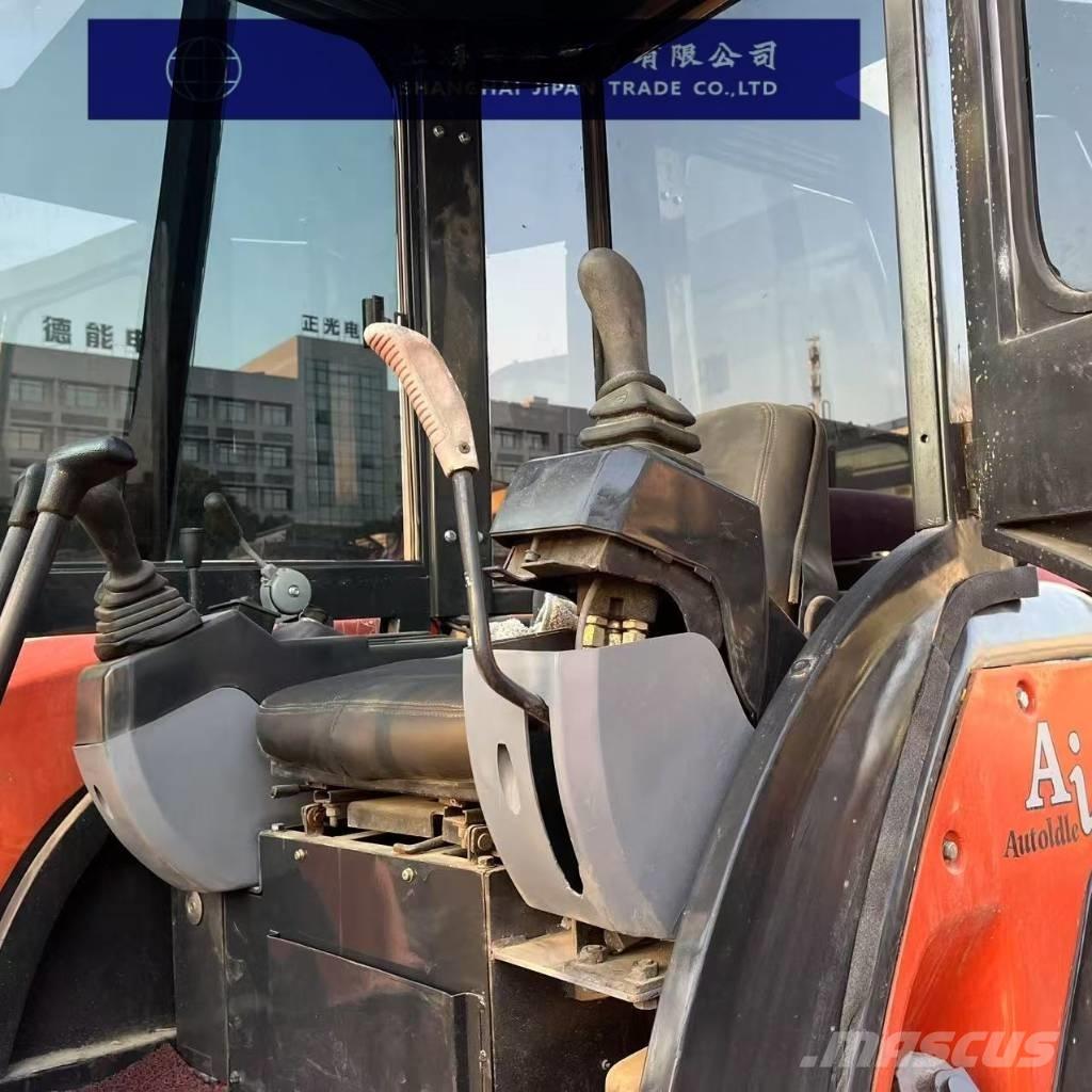 Kubota KX 155 중형굴삭기 7톤-28톤
