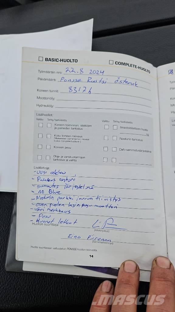 Ponsse ERGO 8W 원목 하베스터