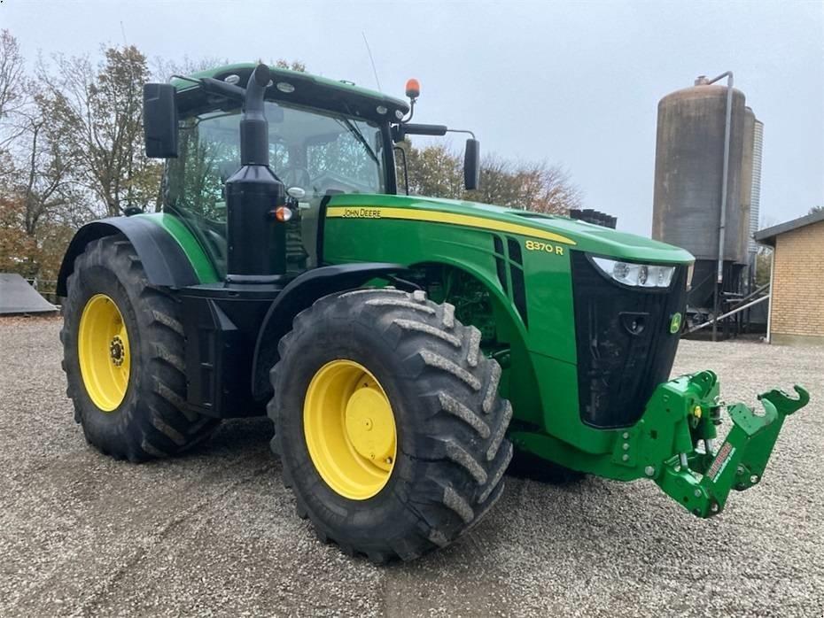 John Deere 8370 R 트랙터