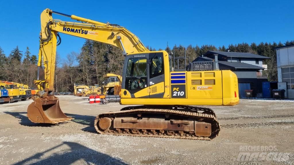 Komatsu PC 210 LC-11 대형 굴삭기 29톤 이상