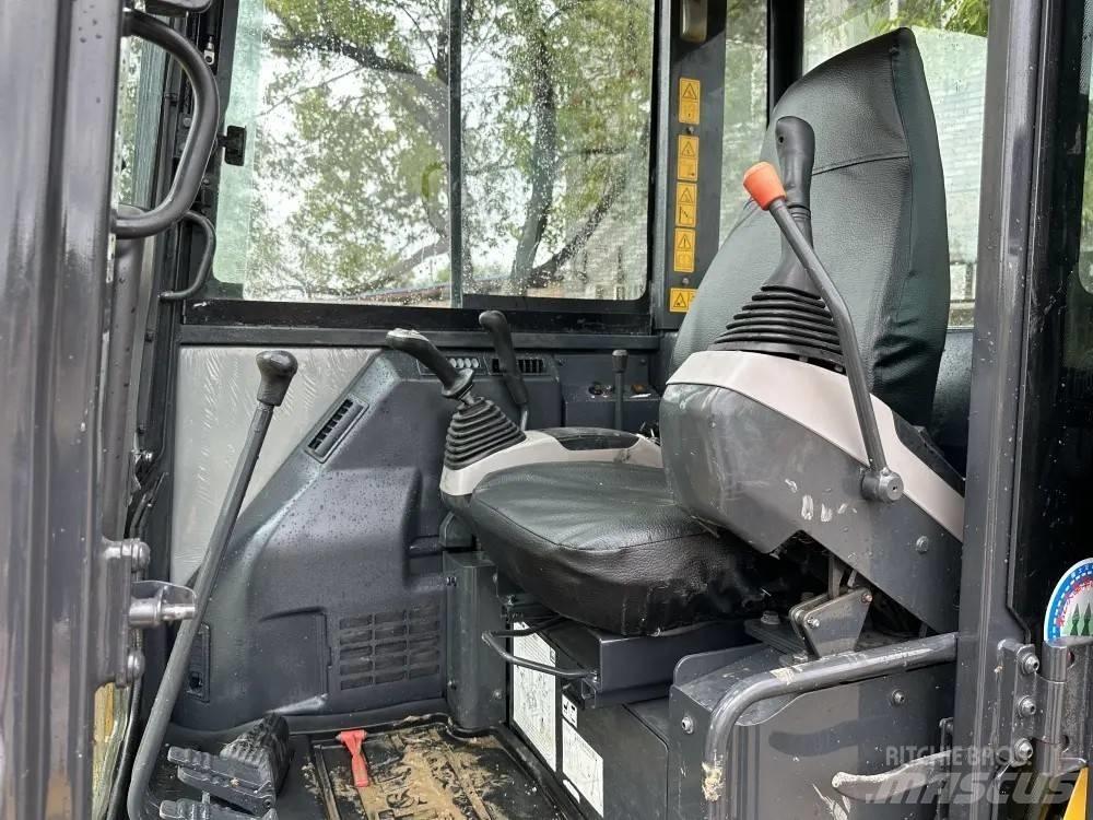 Komatsu PC 56-7 소형 굴삭기 7톤 미만