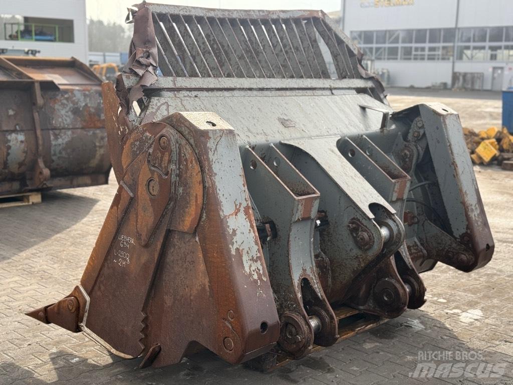 Liebherr LR 634 버켓
