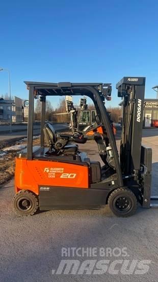 Doosan B20X-7 전동 지게차