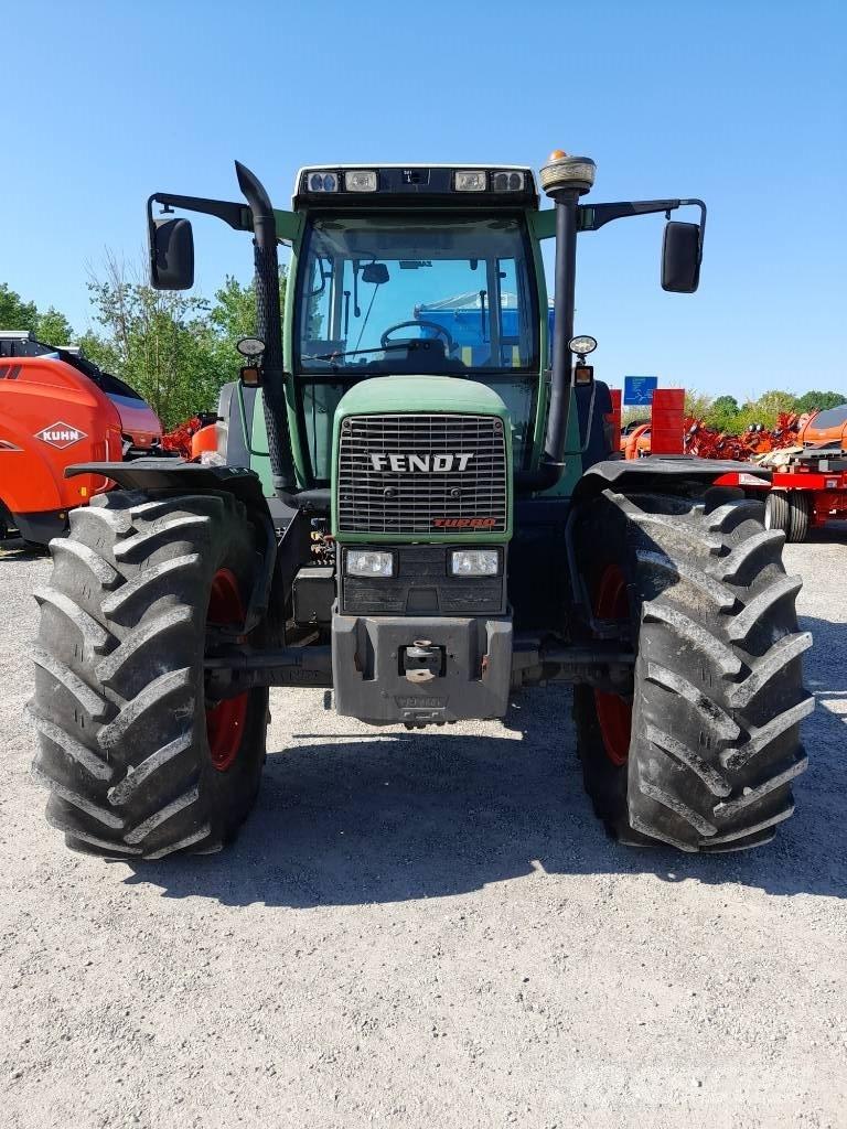 Fendt Favorit 514 C 트랙터