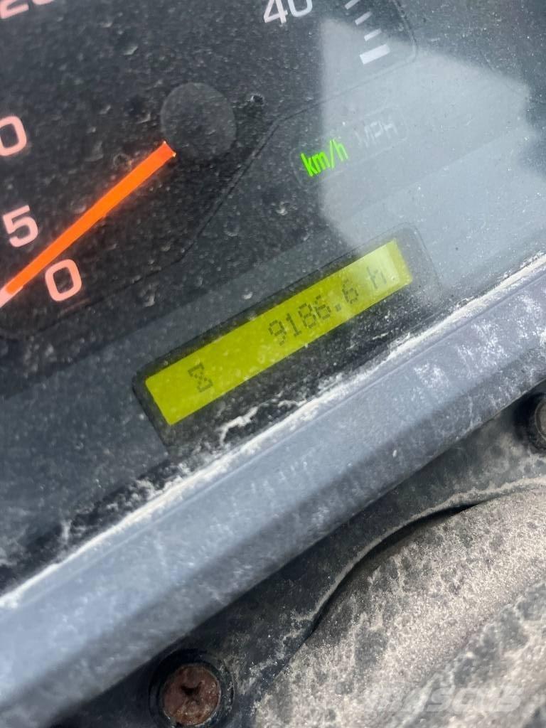 Komatsu WA 250 PZ-5  휠로우더