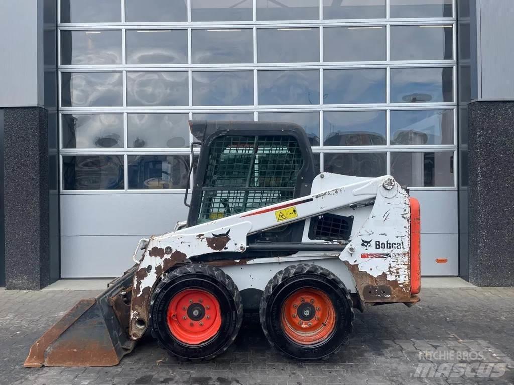 Bobcat S450  스키드로더