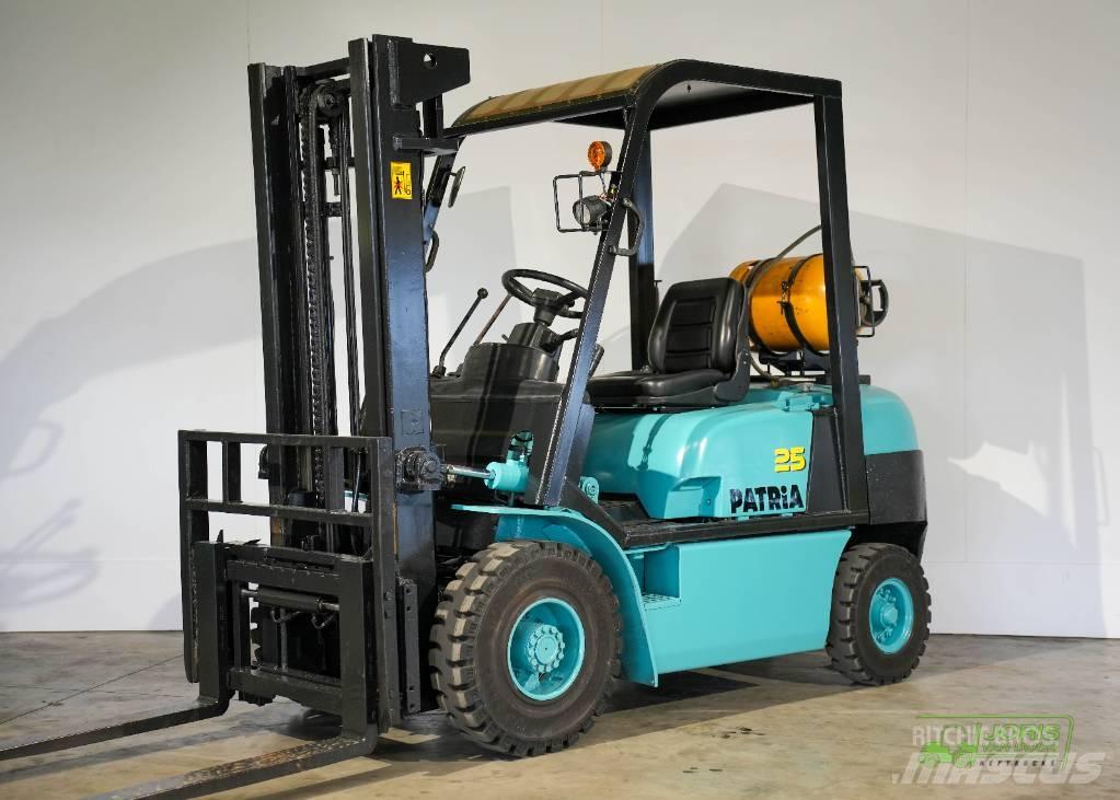 Patria PFG25TH-1 LPG 지게차