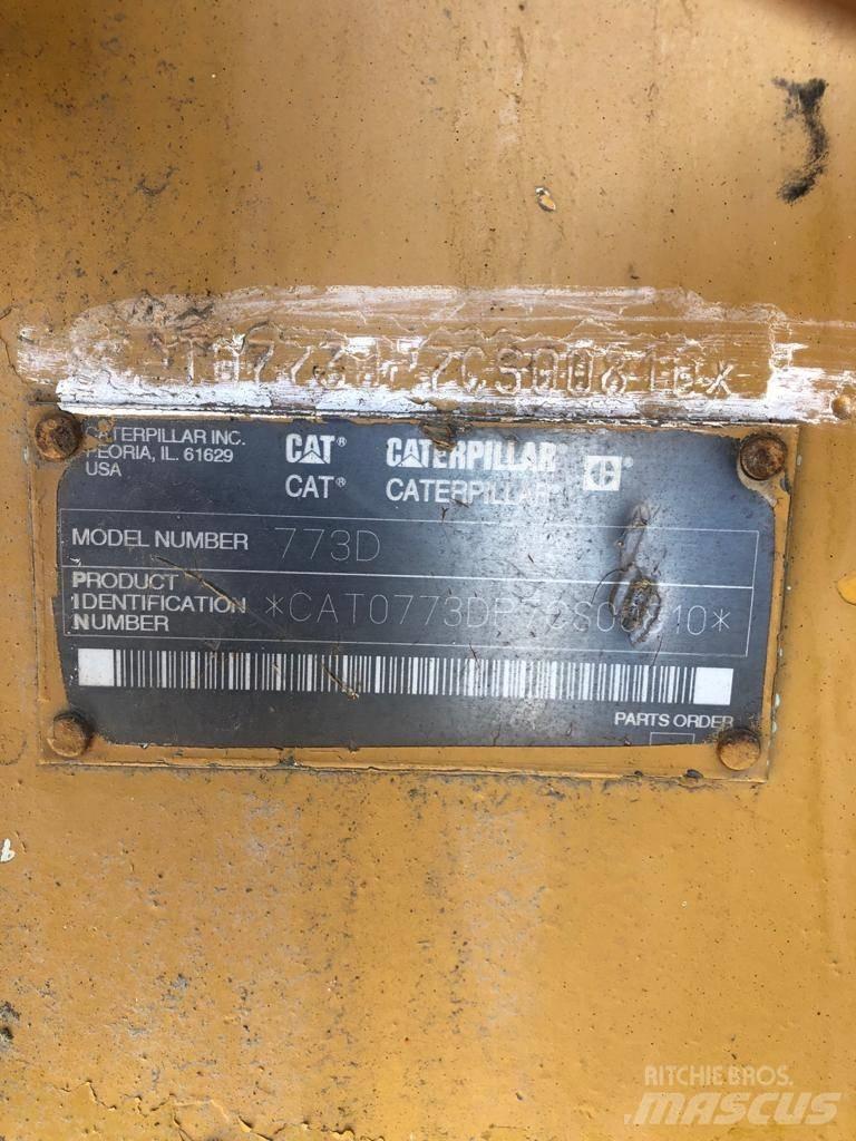 CAT 773 D 초대형 덤프 트럭