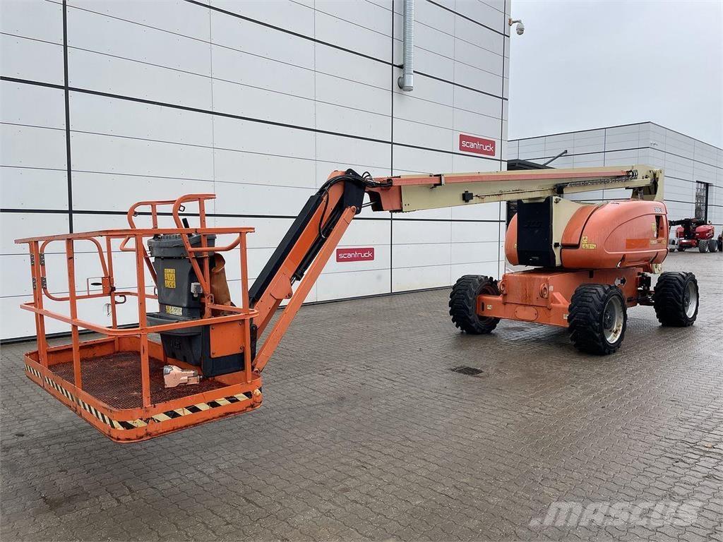 JLG 800AJ 관절형 전동이동 리프트