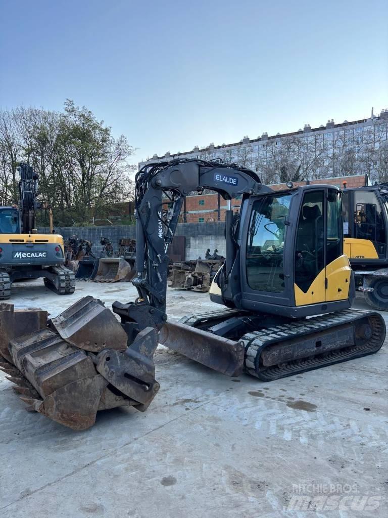 Mecalac 8 M CR 중형굴삭기 7톤-28톤