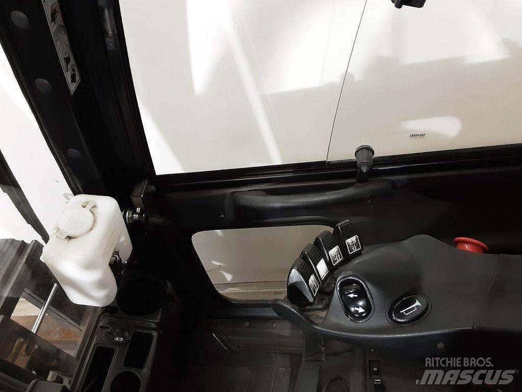Yale ERP30VL V2745 전동 지게차