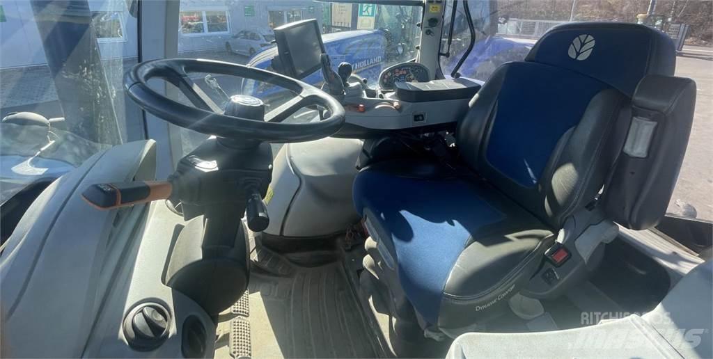 New Holland T7.315 트랙터