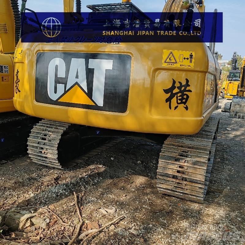 CAT 320 D 대형 굴삭기 29톤 이상