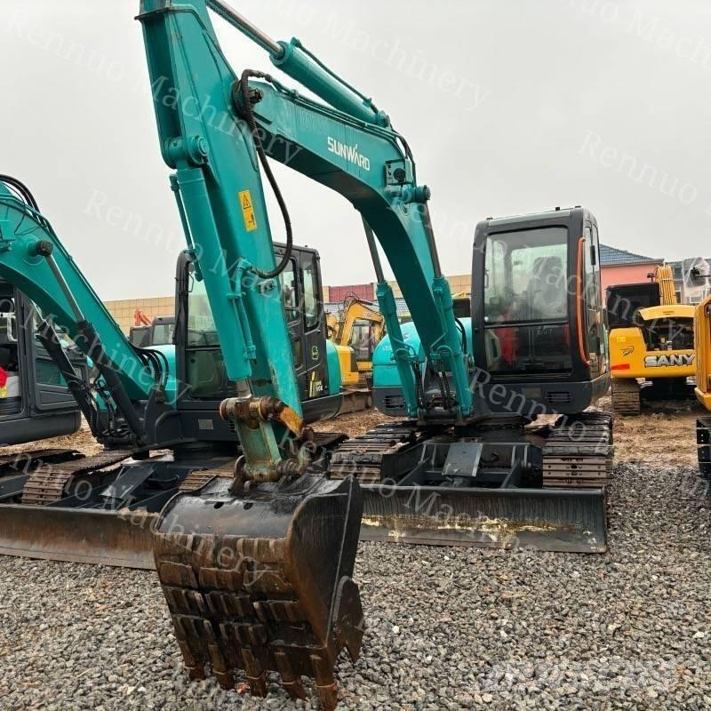 Sunward SWE80 소형 굴삭기 7톤 미만