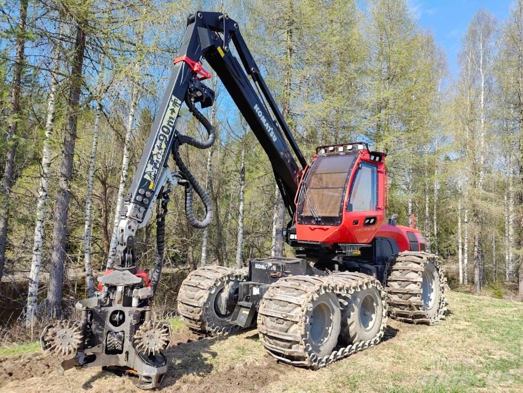 Komatsu 901 원목 하베스터