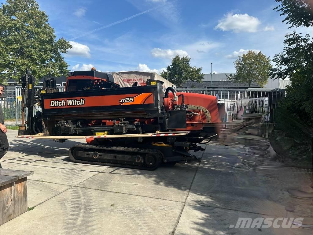Ditch Witch JT 25 수평 굴착 장치