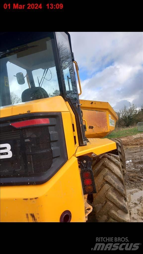 JCB 6 ST 건설현장 덤프트럭