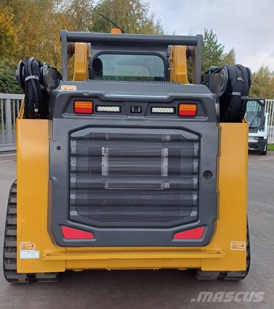 XCMG XC7-TV12 궤도식 로우더