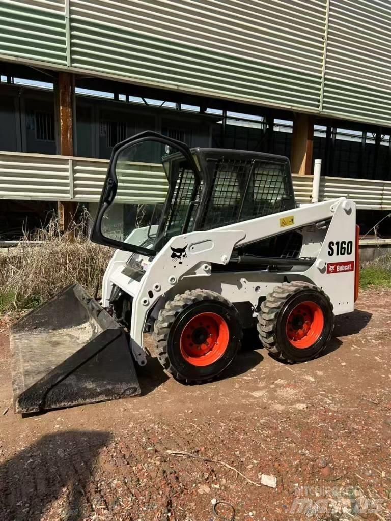 Bobcat S 160  스키드로더