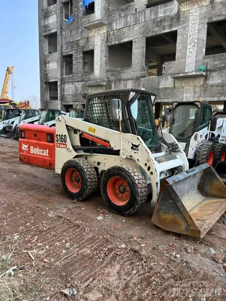 Bobcat S 160  스키드로더