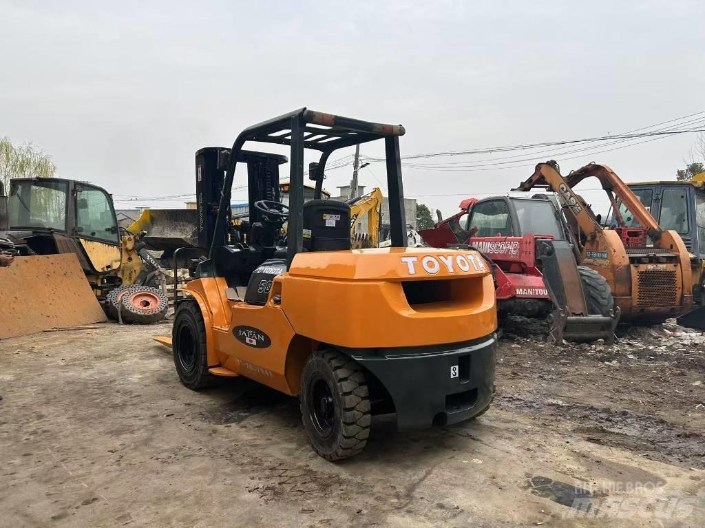 Toyota 5 ton 디젤 지게차