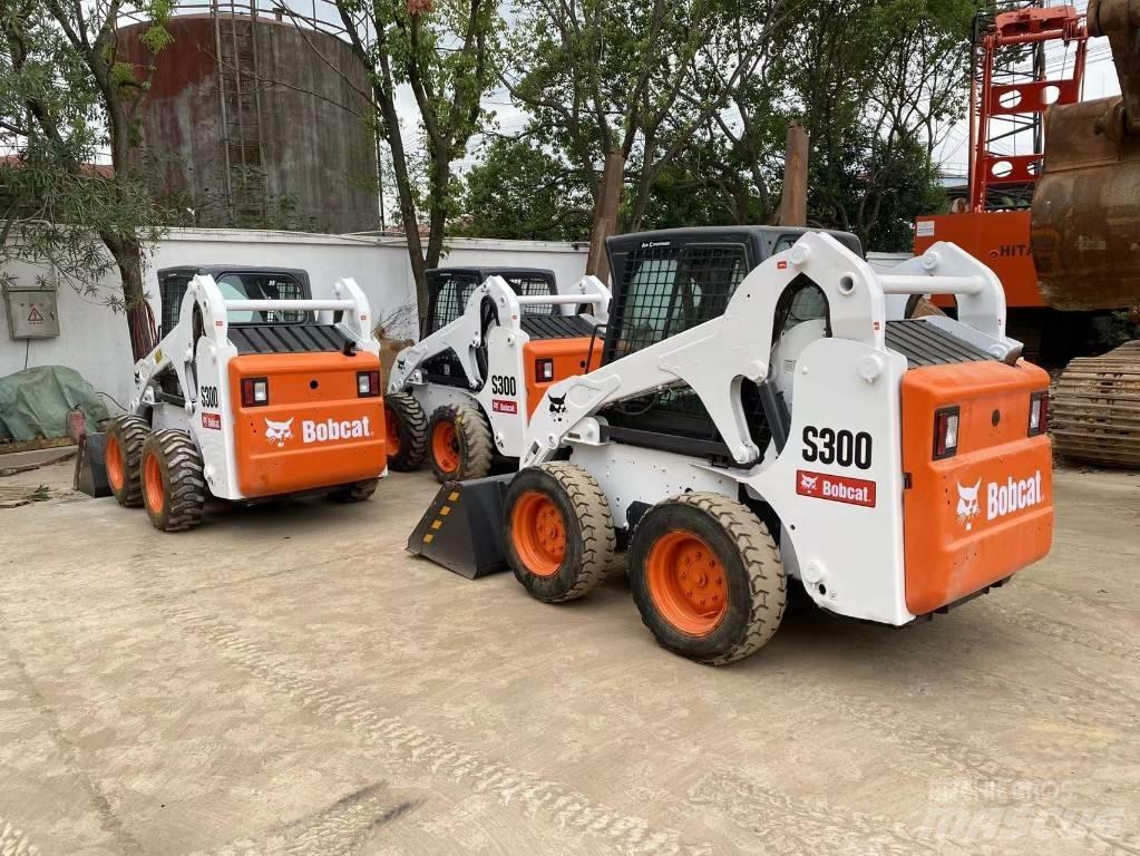 Bobcat S 130  스키드로더