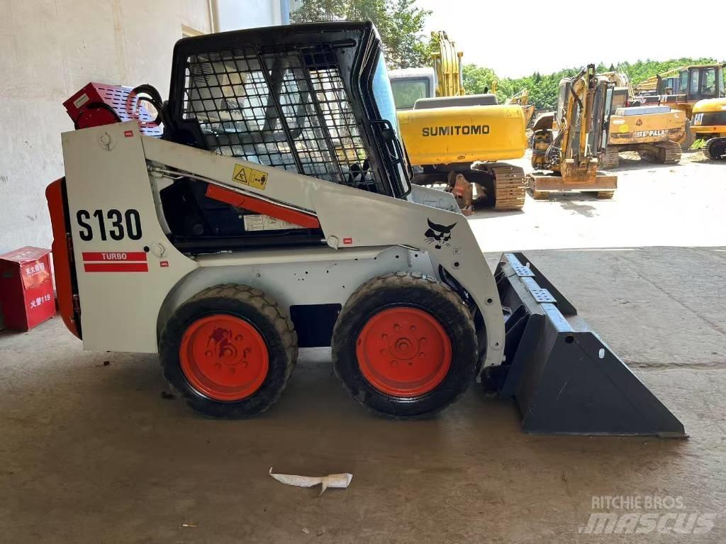 Bobcat S 130  스키드로더