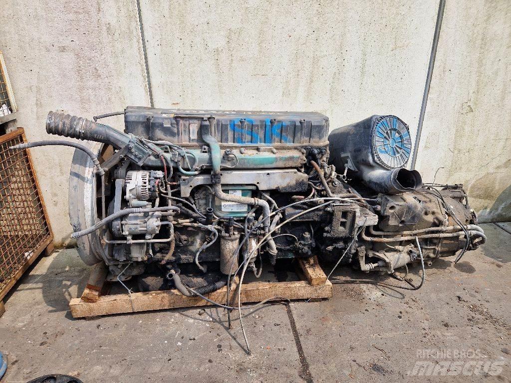 Volvo D12D380 엔진