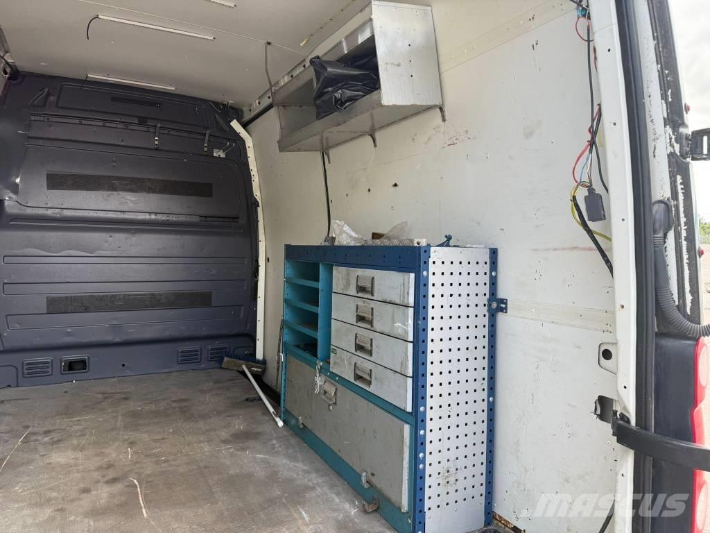 Volkswagen Crafter 패널 화물차