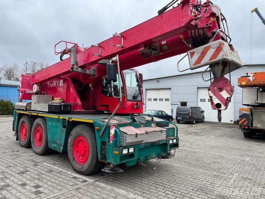 Demag AC 40-1 City A/T 크레인