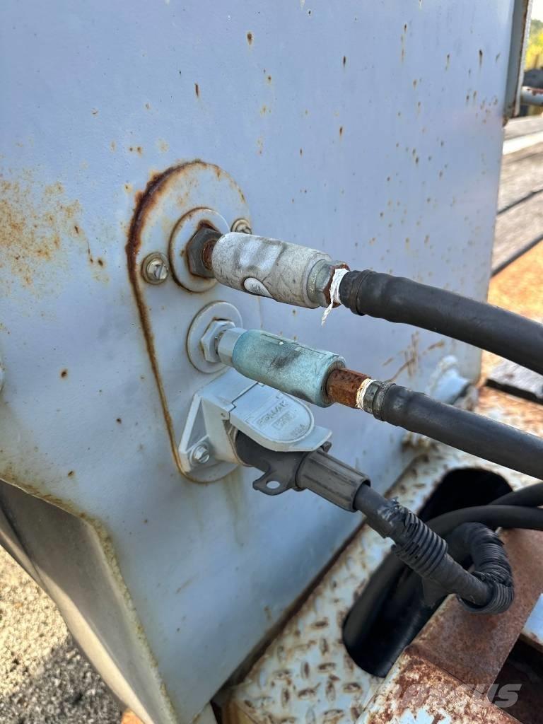 Interstate 70SDGN 로우 로더