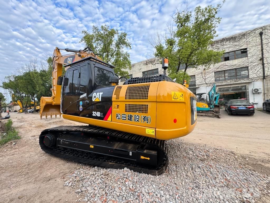 CAT 324 D L 대형 굴삭기 29톤 이상
