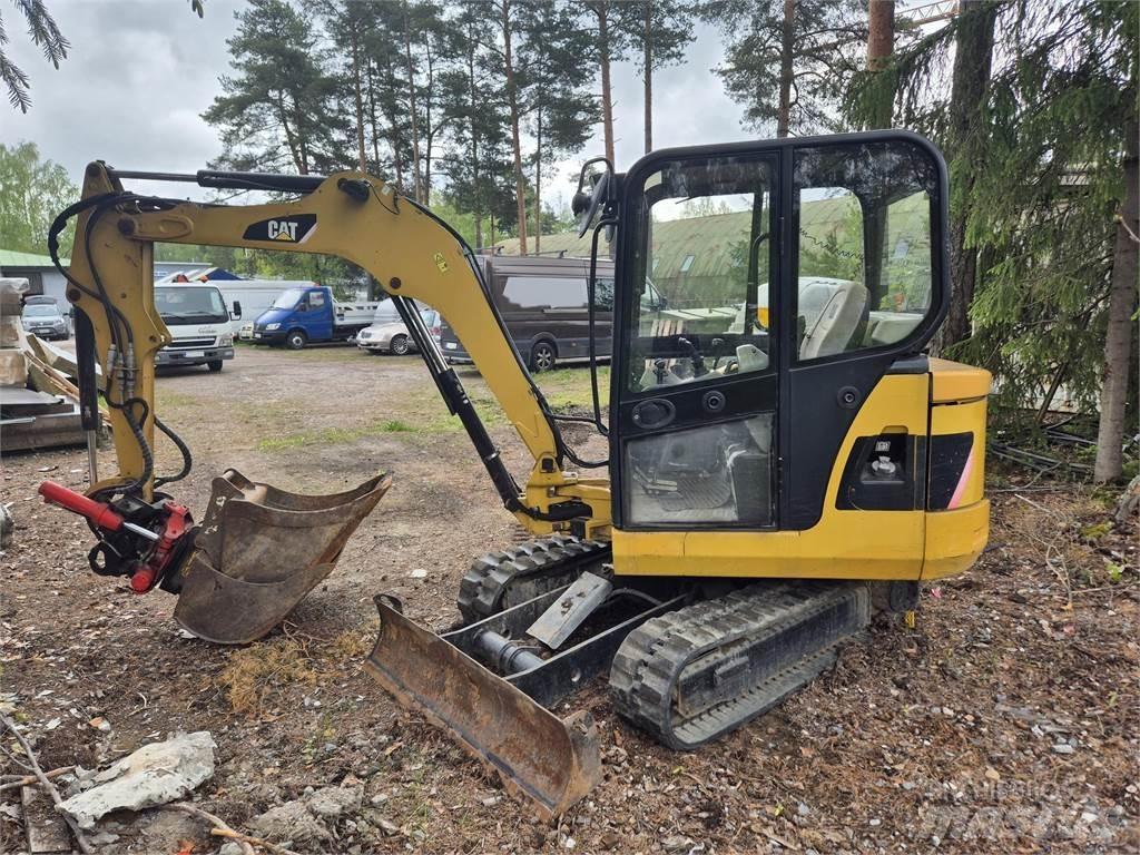 CAT 302.5C 소형 굴삭기 7톤 미만