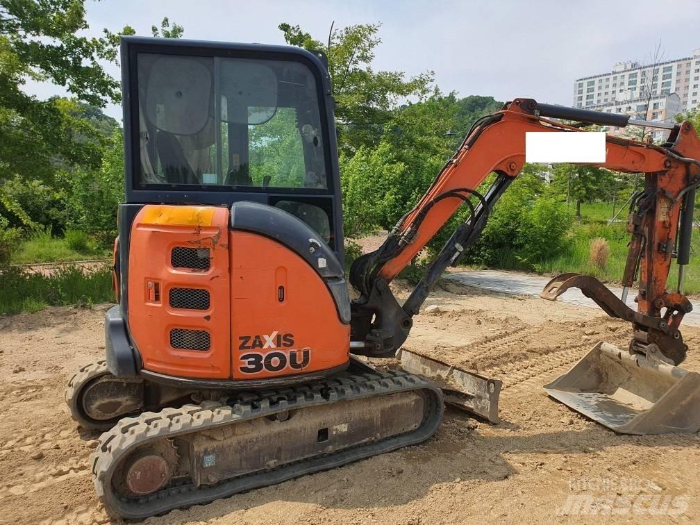 Hitachi ZX 30 소형 굴삭기 7톤 미만