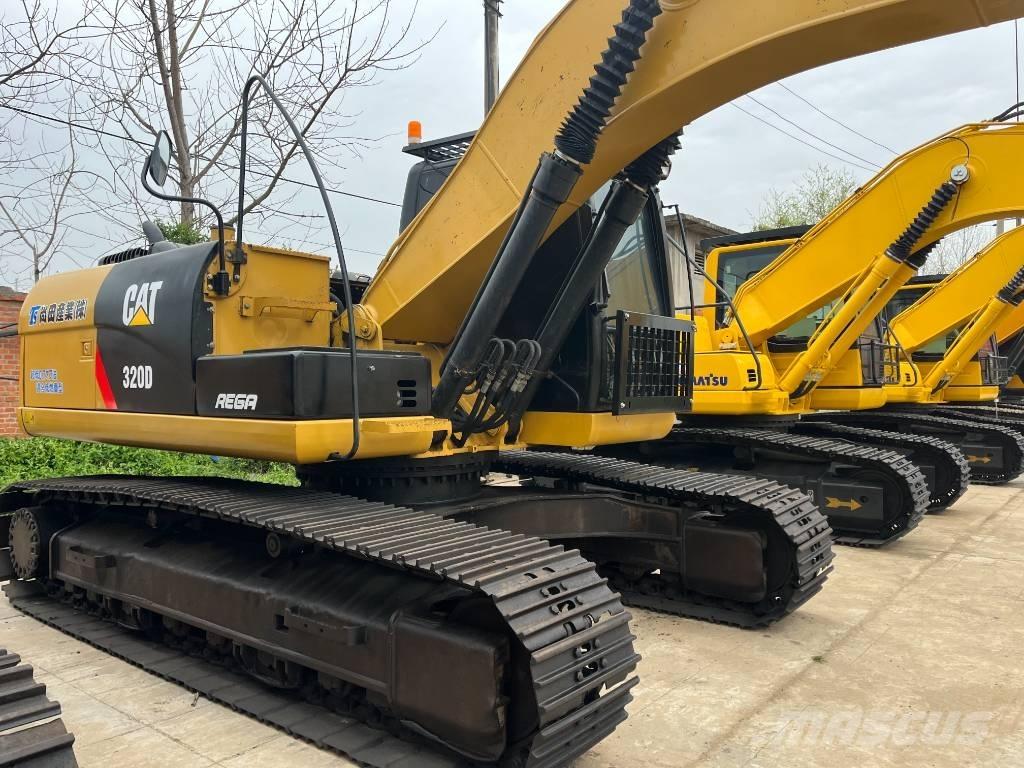 CAT 320 D 대형 굴삭기 29톤 이상