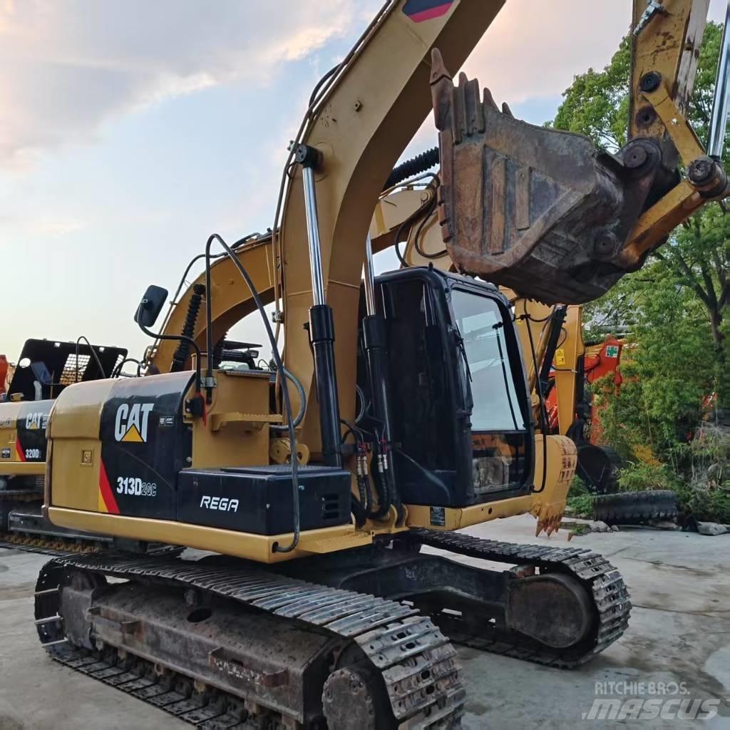 CAT 313 D 대형 굴삭기 29톤 이상