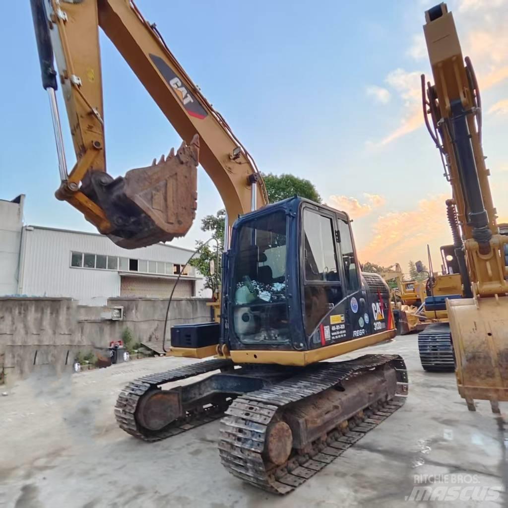CAT 313 D 대형 굴삭기 29톤 이상