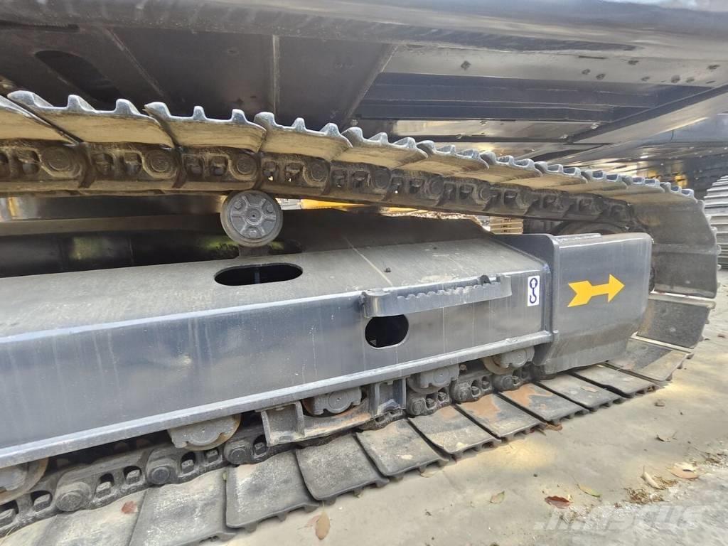 Volvo EC 250 D L 대형 굴삭기 29톤 이상