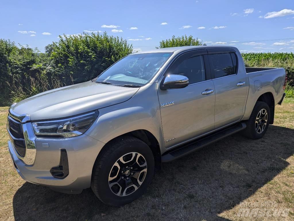 Toyota Hilux 픽업/드롭사이드