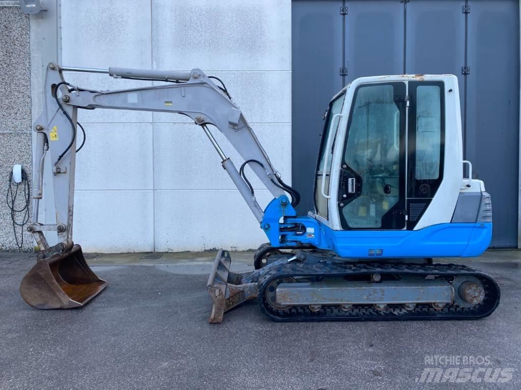 Takeuchi TB 250 소형 굴삭기 7톤 미만