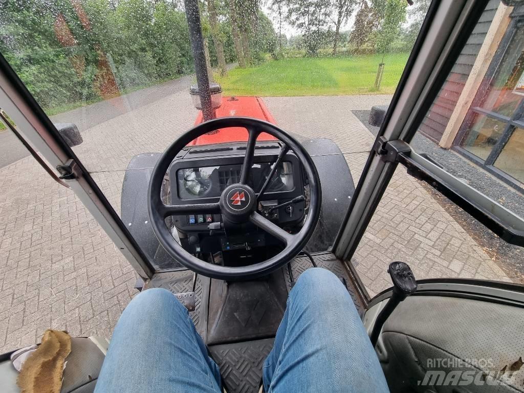 Massey Ferguson 390 트랙터
