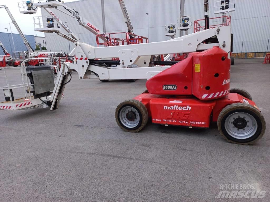 JLG E 450 AJ 관절형 전동이동 리프트