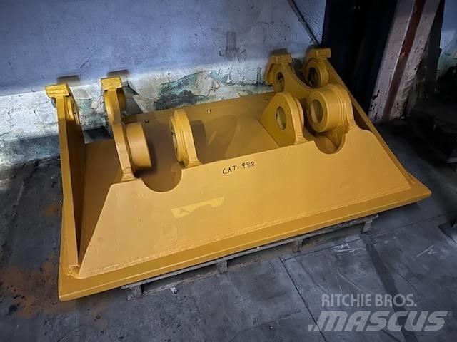 CAT 988 집게
