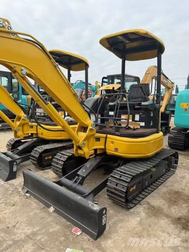 Komatsu 30 대형 굴삭기 29톤 이상